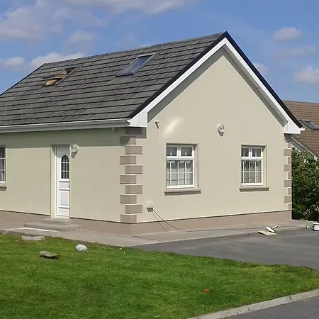 Inverin Cottage *